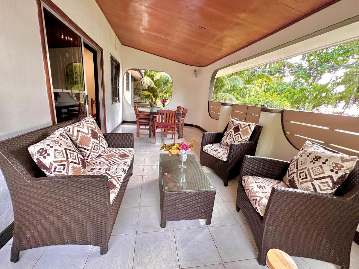 88 Days Self Catering Holidays & Accomodation Baie Lazare  Ngoại thất bức ảnh