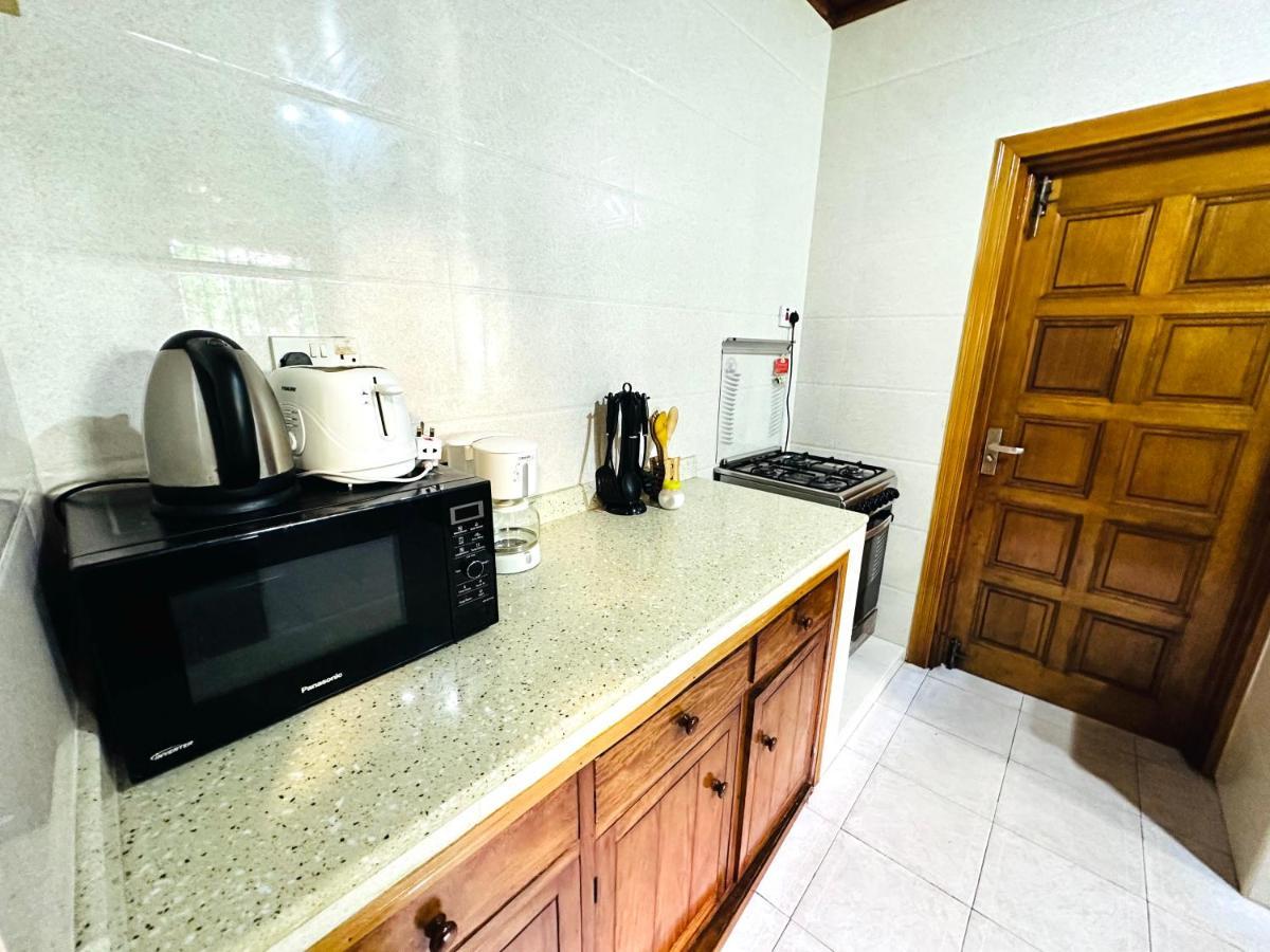 88 Days Self Catering Holidays & Accomodation Baie Lazare  Ngoại thất bức ảnh